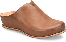 Load image into Gallery viewer, KORK-EASE Women's para Slip-On Leather Clog Flats with Comfort Cushioned Footbed
