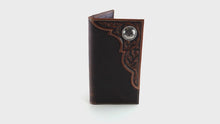 Load and play video in Gallery viewer, ARIAT Men's Distressed Corner Over Circle Rodeo Wallet | 701340579477