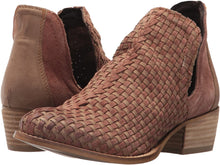 Load image into Gallery viewer, Very Volatile Women's Veracruz Ankle Bootie --|-- 4812