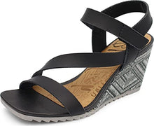 Load image into Gallery viewer, Blowfish Malibu Women&#39;s, Orchid Sandal
