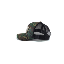 Load image into Gallery viewer, ARIAT Men&#39;s Camo Snap Back Embroidered USA Flag Cap
