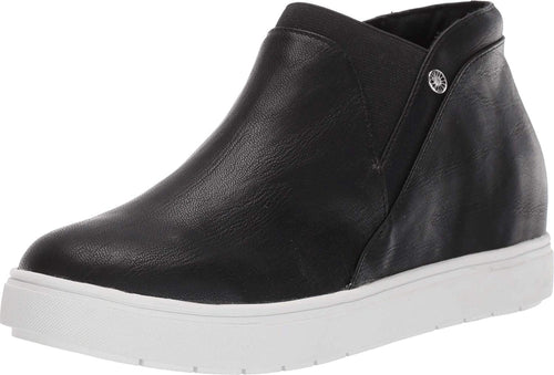 Yellow Box Women's Maxson Ankle Bootie --|-- 13564